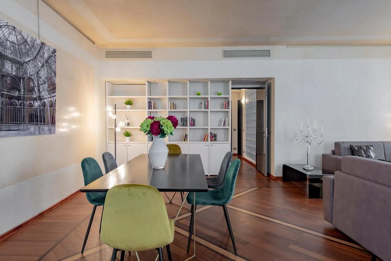 Apartment Milan Royal Suites - Luxury Duomo