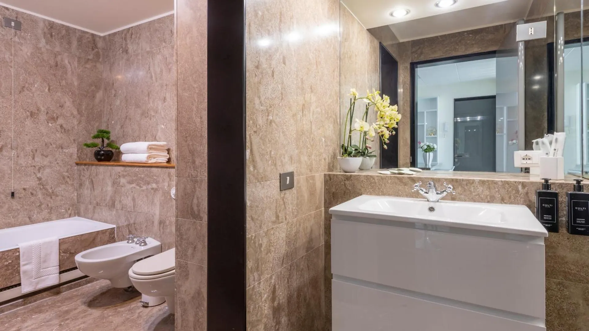 Apartment Milan Royal Suites - Luxury Duomo