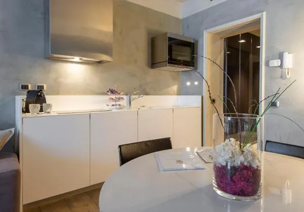 Milan Royal Suites - Luxury Duomo Italy